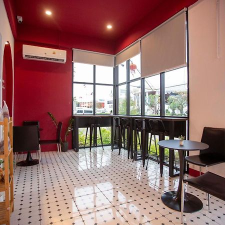Thong Tarin Hotel Surin Zewnętrze zdjęcie