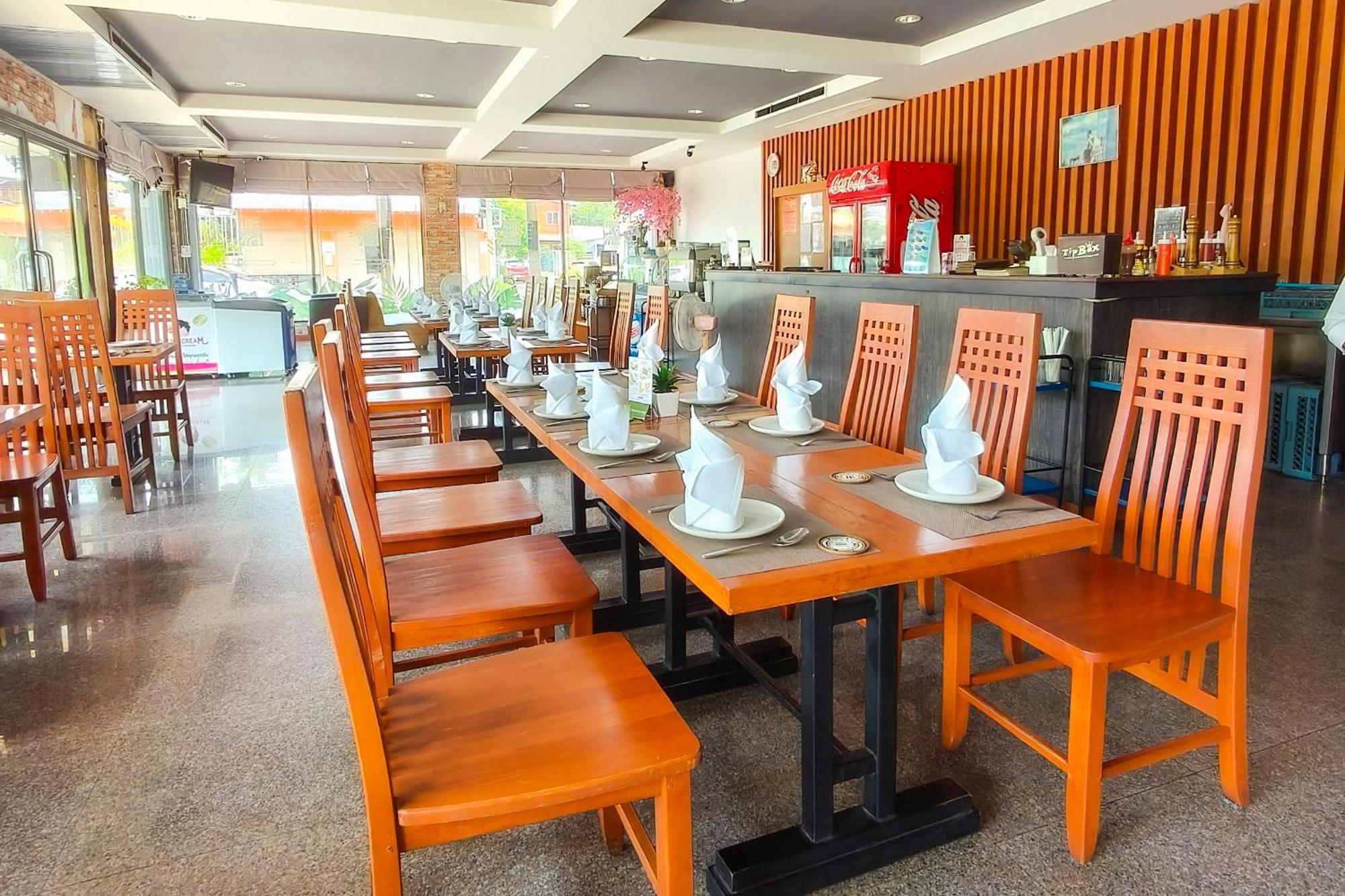 Thong Tarin Hotel Surin Zewnętrze zdjęcie