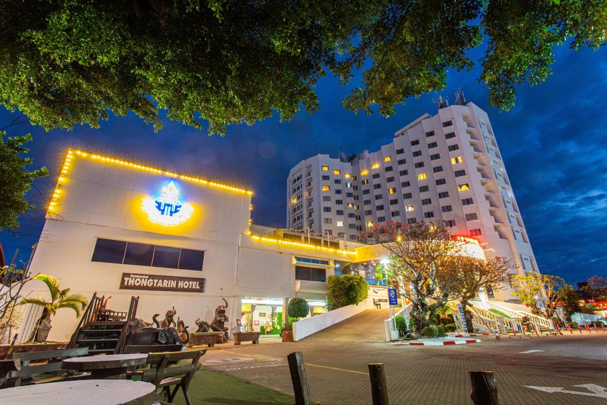 Thong Tarin Hotel Surin Zewnętrze zdjęcie