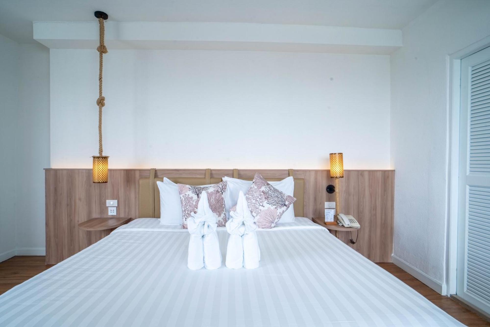 Thong Tarin Hotel Surin Zewnętrze zdjęcie