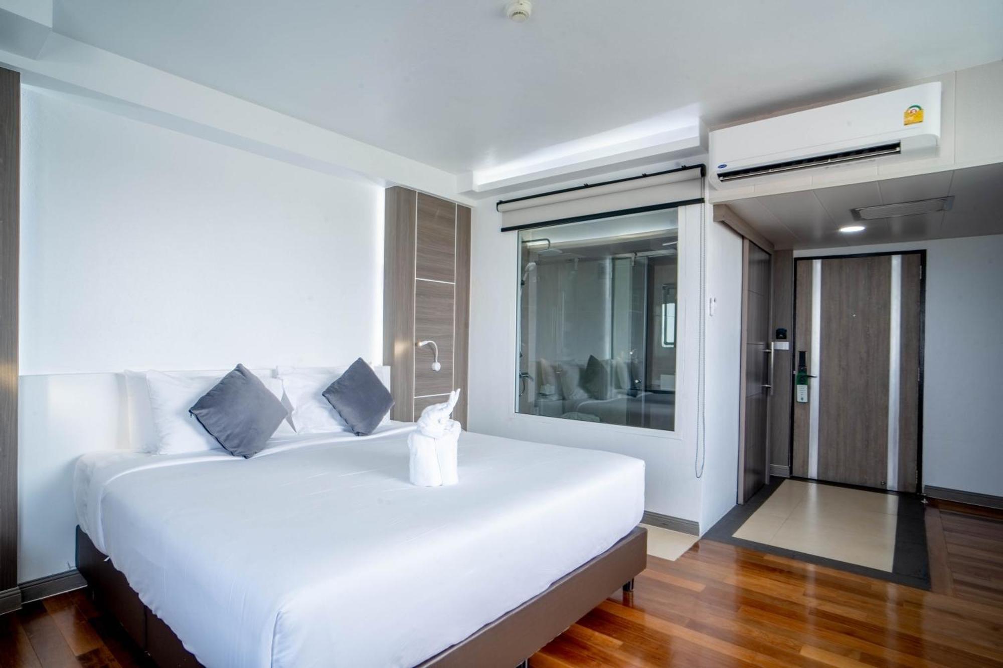 Thong Tarin Hotel Surin Zewnętrze zdjęcie